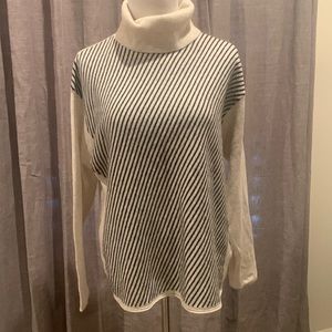 Cozy Reiss turtleneck sweater